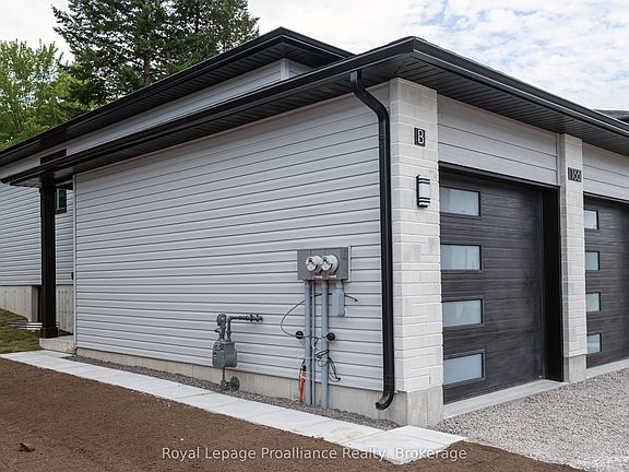 5th image of 166 Sienna Ave #B