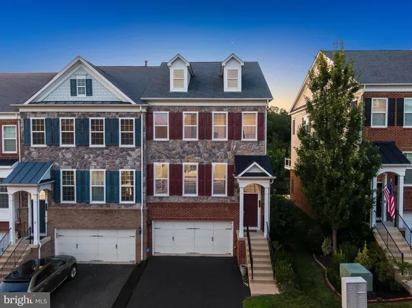 42692 Keiller Ter, Ashburn, VA 20147