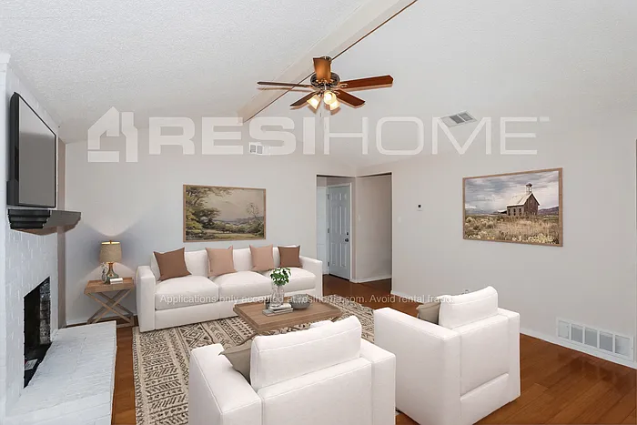6009 Marigold Dr — Photo 4