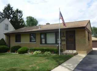 495 W Avery St, Elmhurst, IL 60126