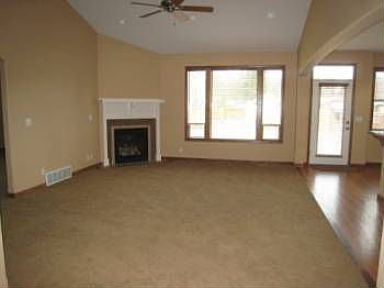 2nd image of 814 N Vernon