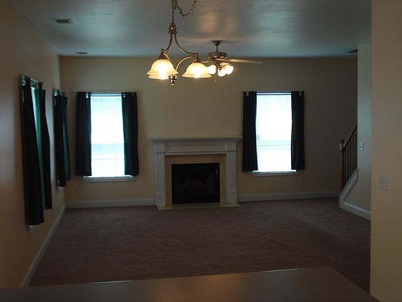 4th image of 4870 Panola Ct