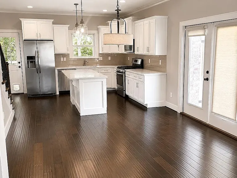 1033 Evan Cir — Photo 4