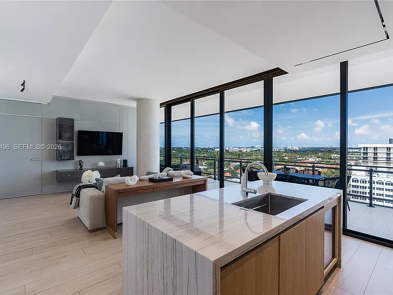 8701 Collins Ave #1103 — Photo 6