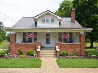 138 W 4th St, Frazeysburg, OH