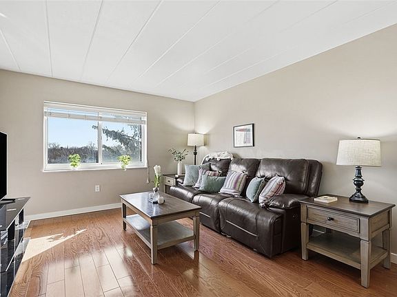 4th image of 5 Bayard Rd APT 520