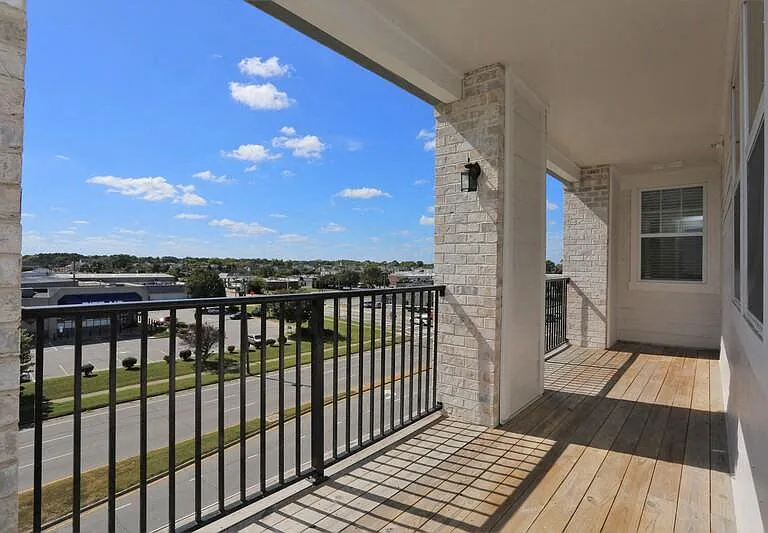 The Quarters at Park View — Photo 28