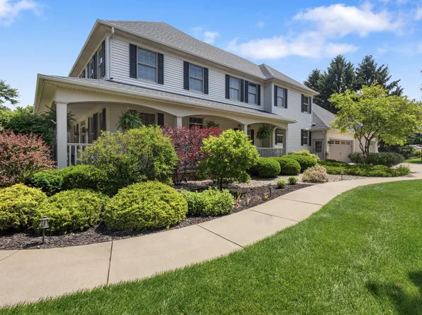 3658 Cloverleaf Ln, Portage, MI 49024
