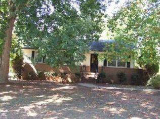 4450 Westridge Dr, Charlotte, NC 28208