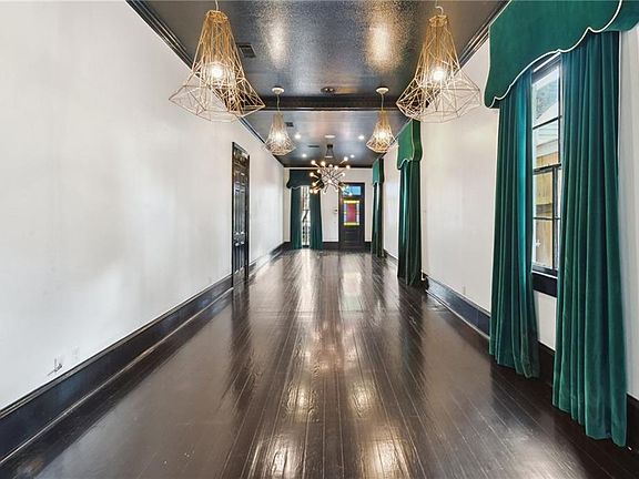 3rd image of 820 Cadiz St