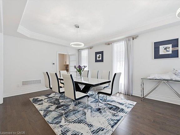 5th image of 39 Avanti Cres