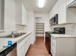 2850 Riverside Dr #2-301, Los Angeles, CA 90039
