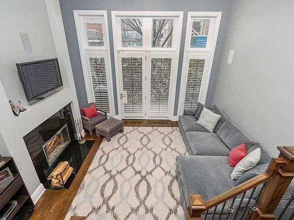 4th image of 3024 N Sheffield Ave APT 1N