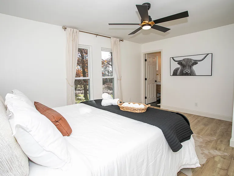 Park Hill Cir — Photo 11