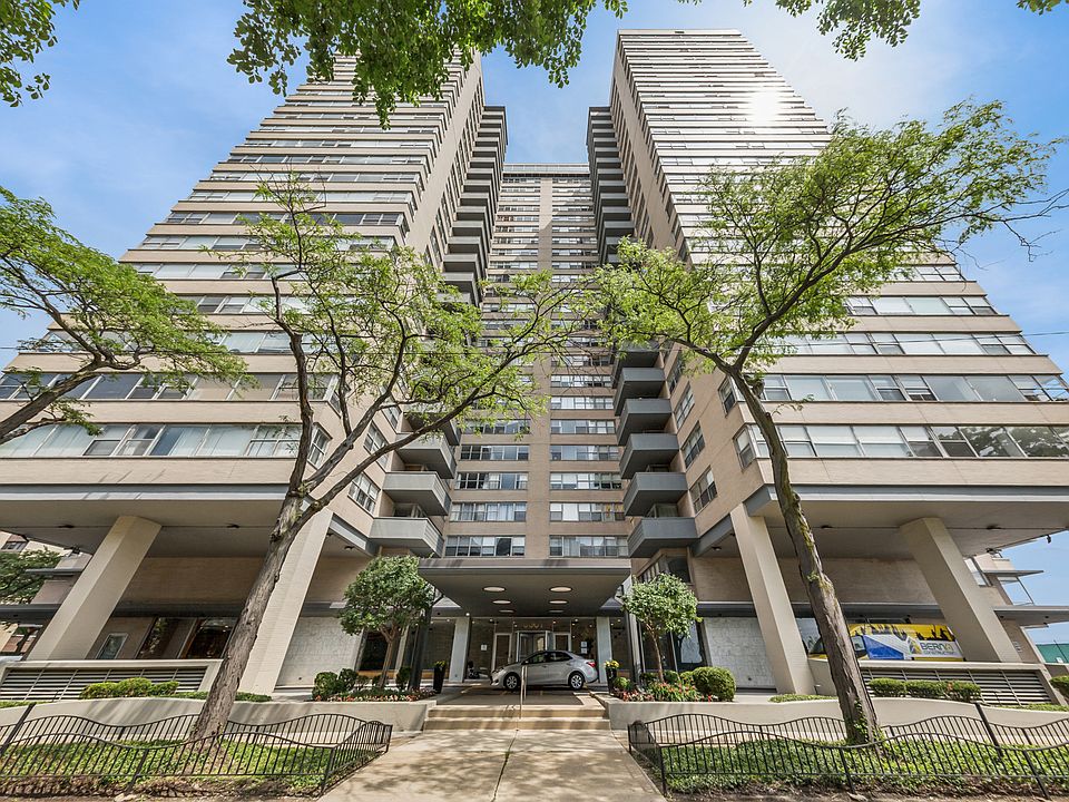 1st image of 6301 N Sheridan Rd APT 11K