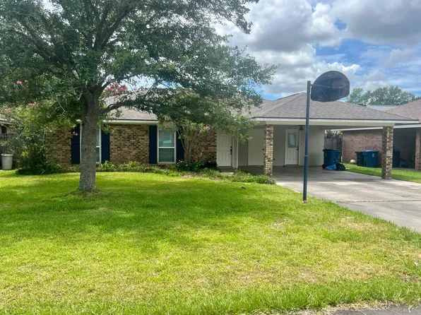 135 Longfellow Dr, Lafayette, LA 70503