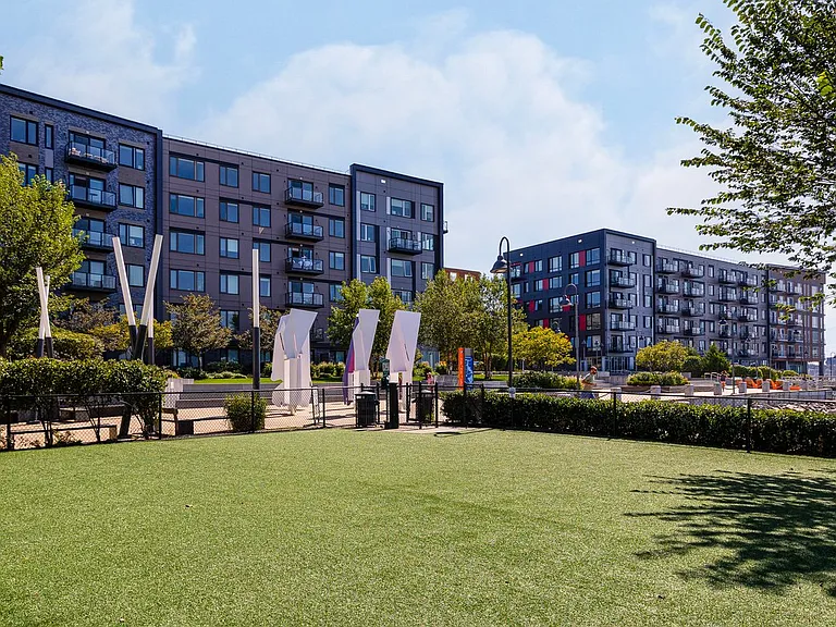 Clippership Apartments on the Wharf — Photo 71