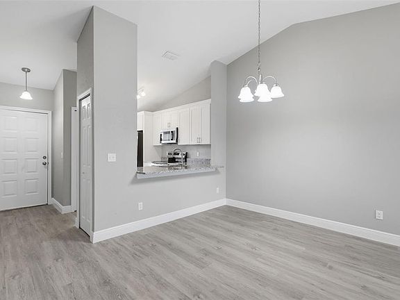 2nd image of 2422 KING OAK COURT