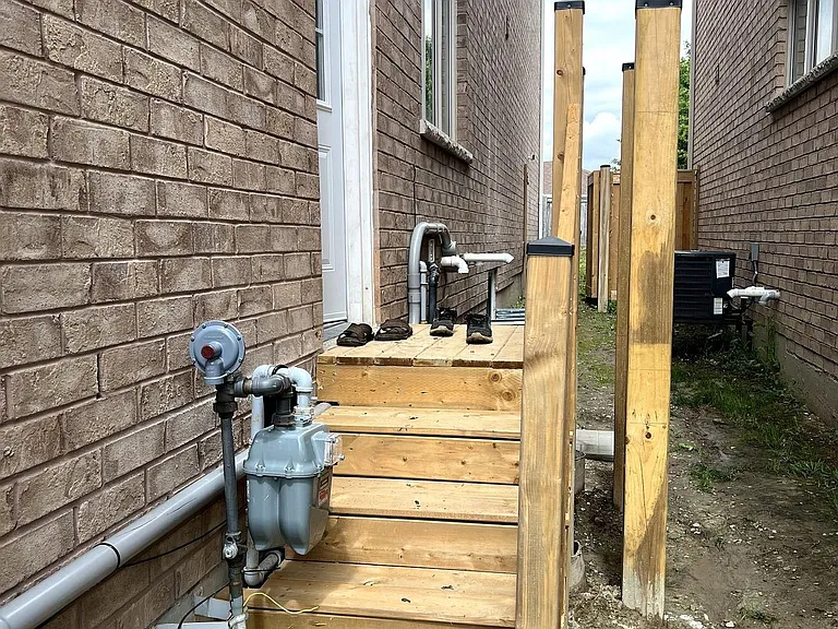 4 Pridham Pl #BASEMENT — Photo 14