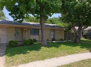 267 Ridgeway Cir, Lewisville, TX 75067