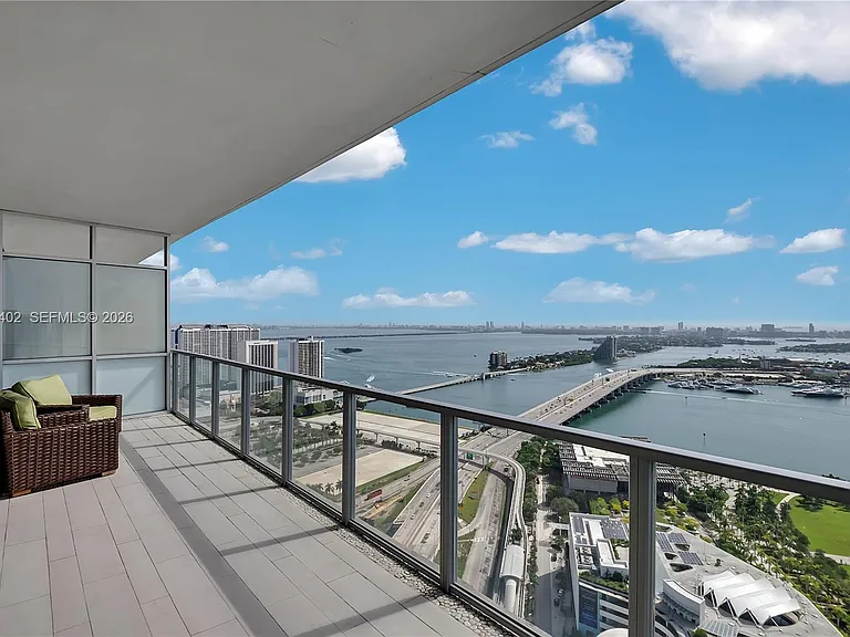 1100 Biscayne Blvd #3901 — Photo 26