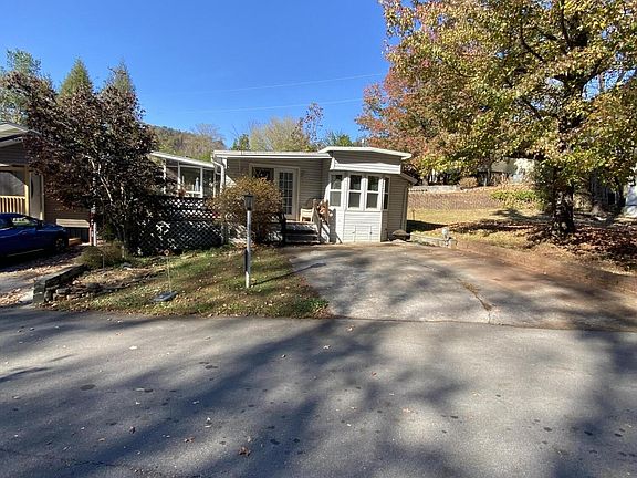 4th image of 753 Big Valley Blvd