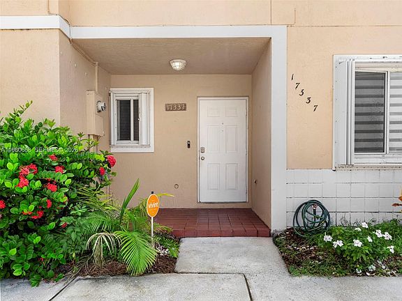 4th image of 17337 SW 140th Ct