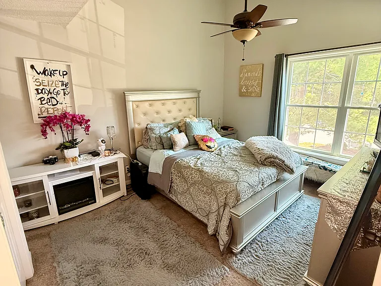 11 Devon Commons Ln — Photo 22