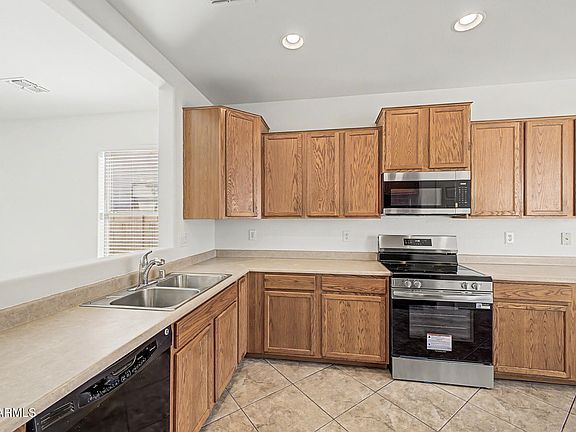 3rd image of 4332 W Hasan Drive S