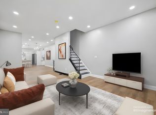 5533 Hunter St, Philadelphia, PA 19131