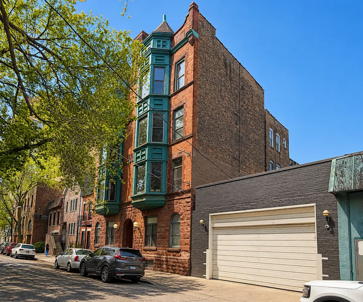 Building Photo - 1500 N Orleans St #4N