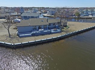 929 Meadow Lark Dr, Lanoka Harbor, NJ 08734