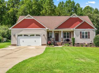 185 Curr Well Dr, Benson, NC 27504