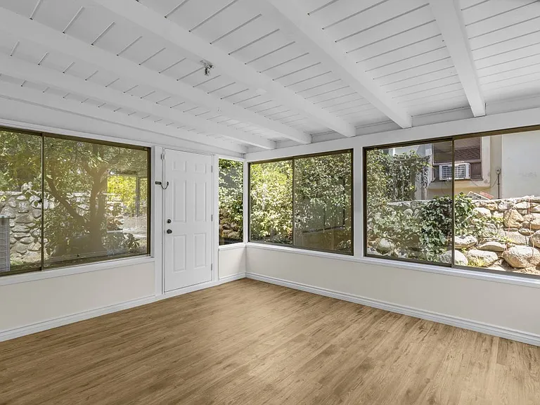 2151 N Altadena Dr — Photo 8