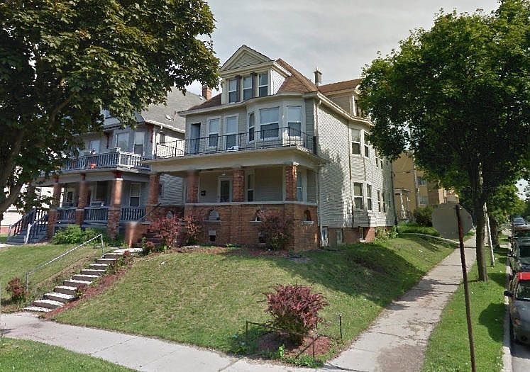 1st image of 2849 W Juneau Ave #2851