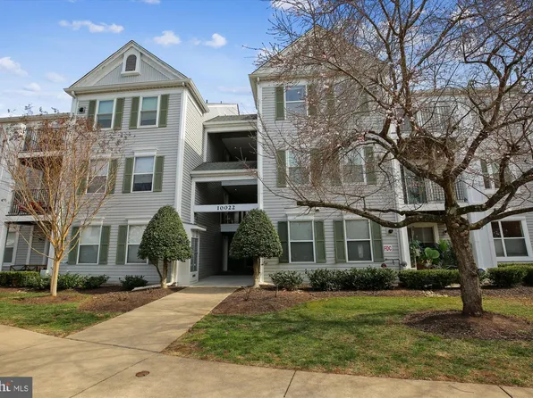 10022 Vanderbilt Cir APT 10-13, Rockville, MD 20850