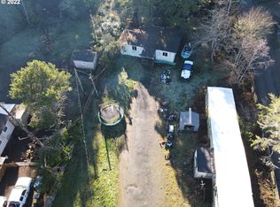 90938 Hollywood Ln, Coos Bay, OR 97420