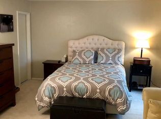 1784 Ivy Oak Sq, Reston, VA 20190