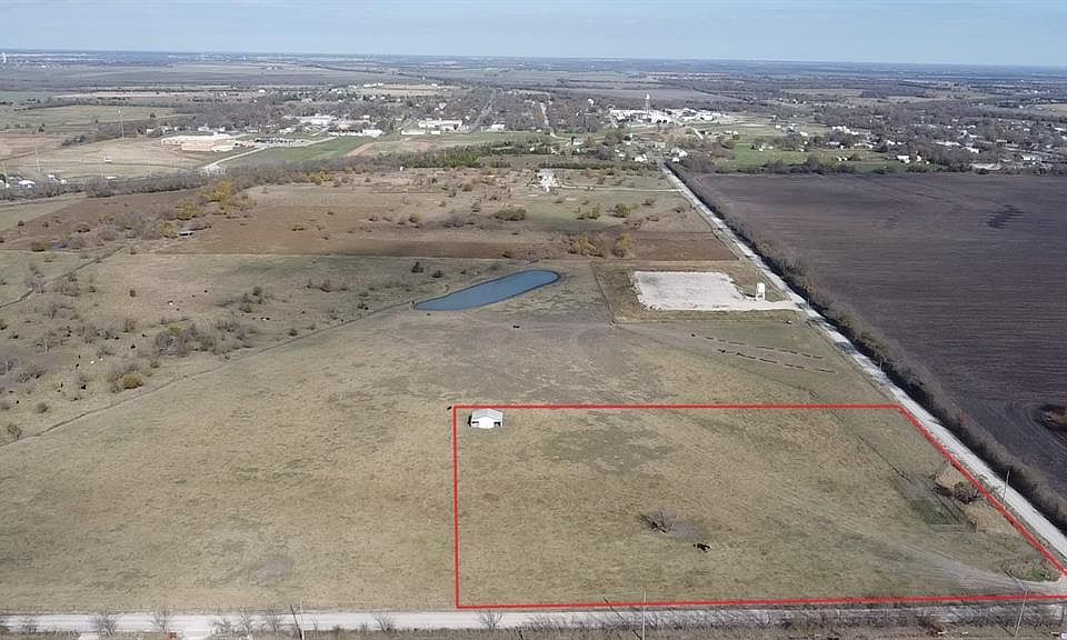 1st image of 402 Deer Ln Lot 7