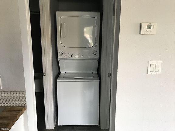 61CCEAB1-BD46-4DF2-ACE5-E1D8693AFD88