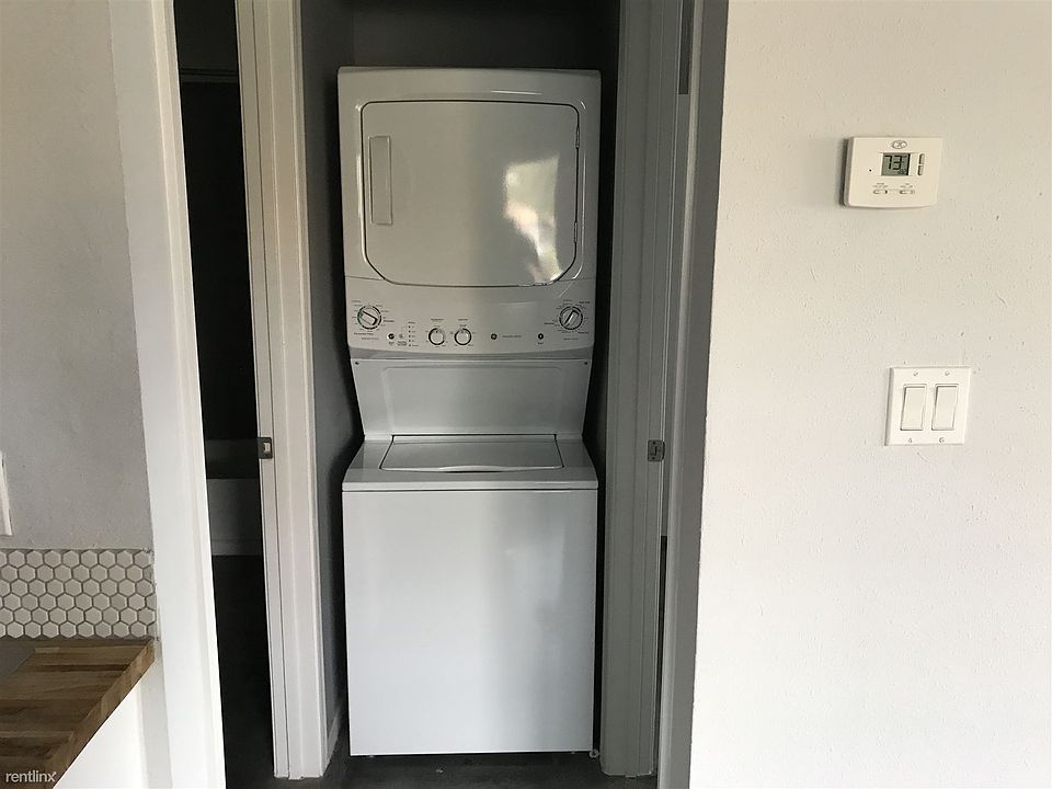 61CCEAB1-BD46-4DF2-ACE5-E1D8693AFD88