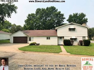 1004 Valley St, Concordia, KS 66901