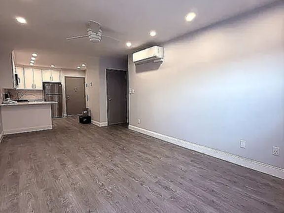 4th image of 22-76 Steinway St Unit 3A