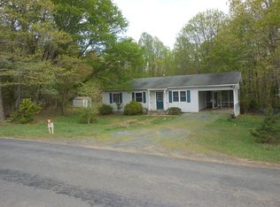 808 Trinity Rd, Concord, VA 24538