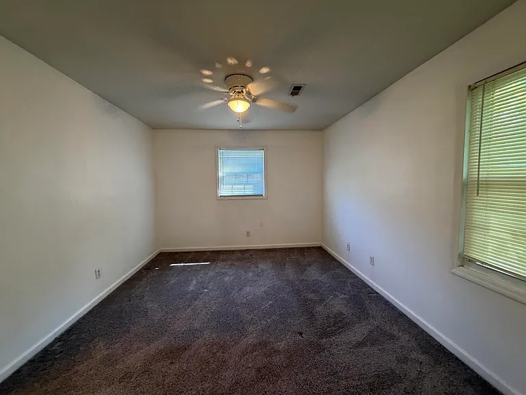 124 Miley Ave — Photo 10
