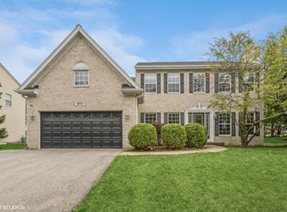 1517 Somerfield Dr, Bolingbrook, IL 60490