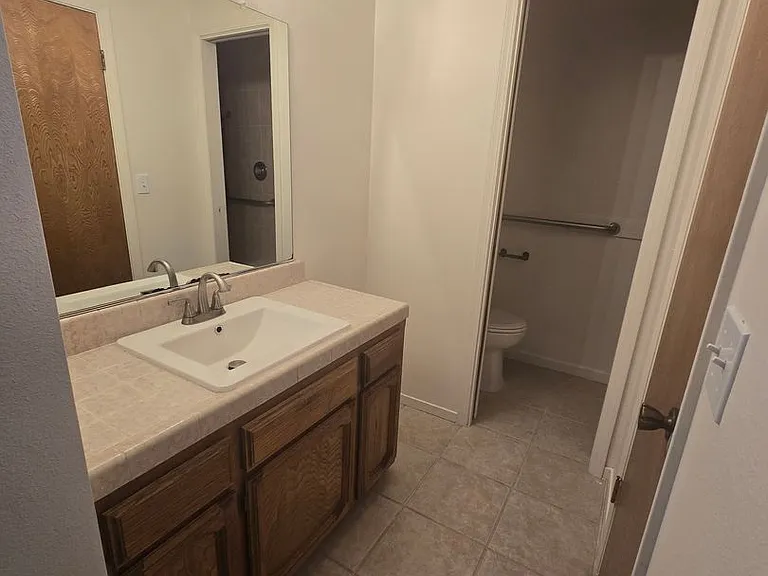 6695 Kent Ave — Photo 15