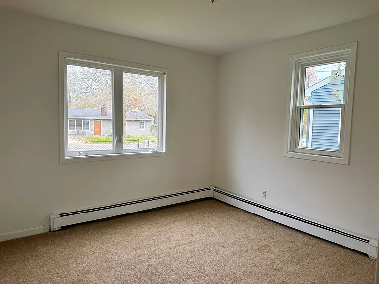 126 Flower Rd — Photo 6