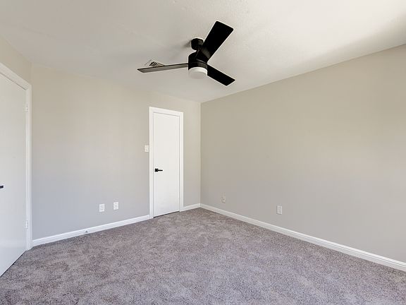 4th image of 5102 Birchmont Dr