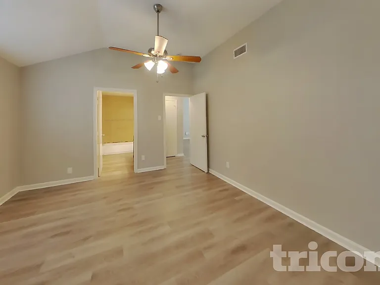 1252 Payne Dr — Photo 7